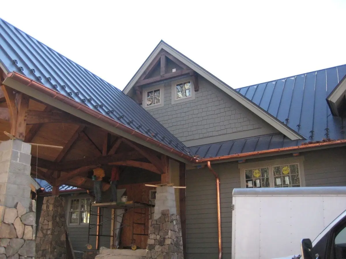 Craftsman Roofing team delivering quality roofing work in Johnsville